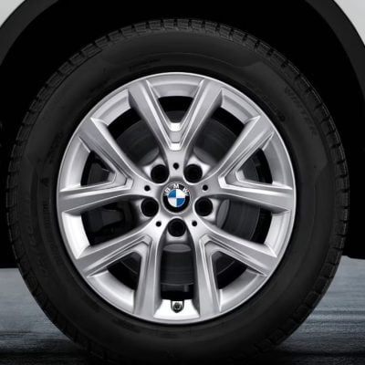 Комплект НОВИ Зимни гуми и джанти BMW Style 574 за BMW X1 F48 и X2 F39