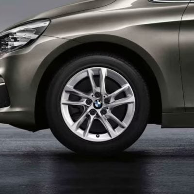 Комплект НОВИ Зимни гуми и джанти BMW Style 474 за BMW F40 F44